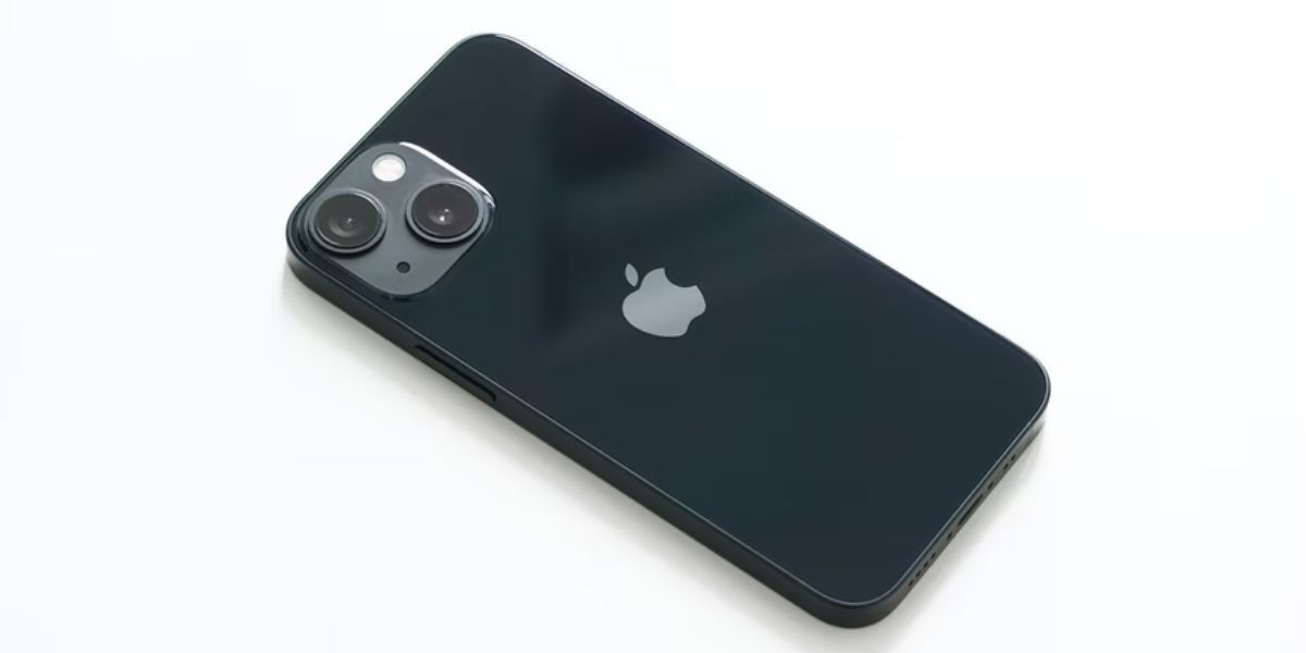 Apple iPhone 13 5G 128GB Factory Unlocked Midnight Black
