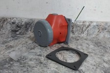 Hubbell HBLS460R7W 480VAC 60 A Watertight Pin and Sleeve Receptacle