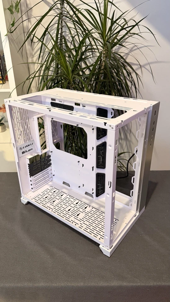 Lian Li 011 Dynamic Weiß - Bild 2 von 4