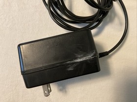 Nintendo NES-101 Original Top Loader Console Cords Controllers Gun Four Score ++