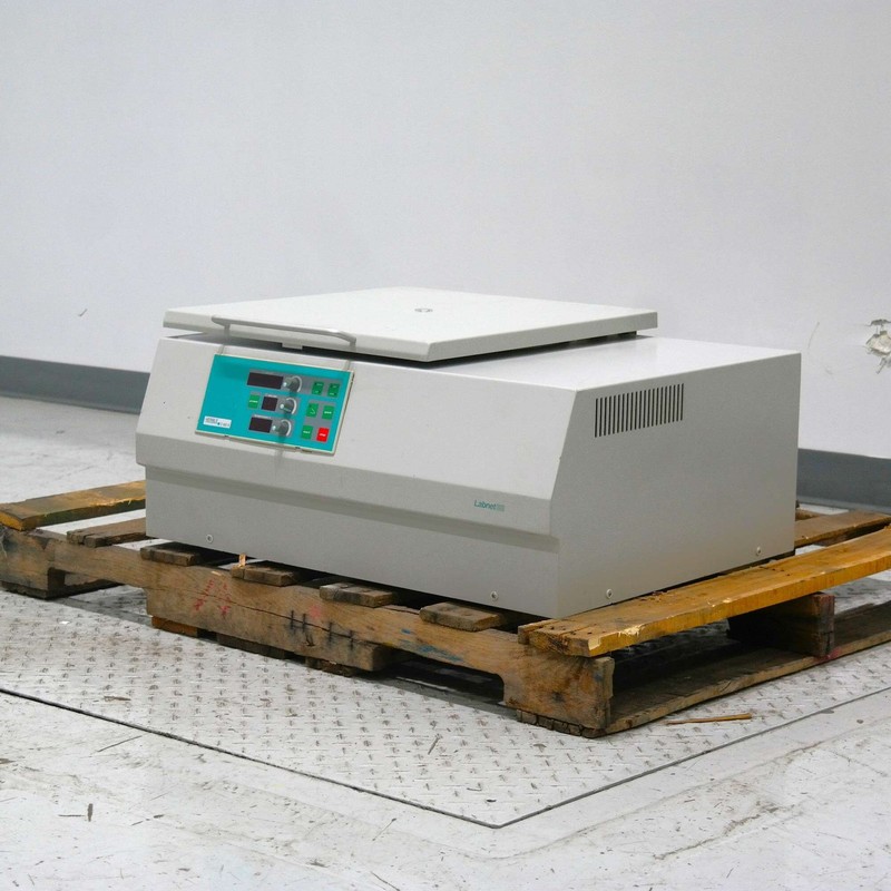 Hermle Z 400 K Refrigerated Benchtop Laboratory Centrifuge Z400K 13500 RPM