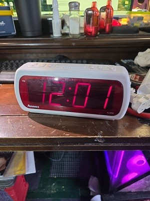 Advance Model 4024 Alarm Clock Large Display - Snooze - Dimmer TESTED & WORKING 