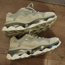 SKECHERS Uno Chaos Sage Women's Beige Sage Lace-Up Leather Mesh Sneakers 177035