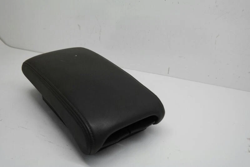 Chevrolet Malibu 2009-12 consola reposabrazos cuero negro Foto 3 de 4