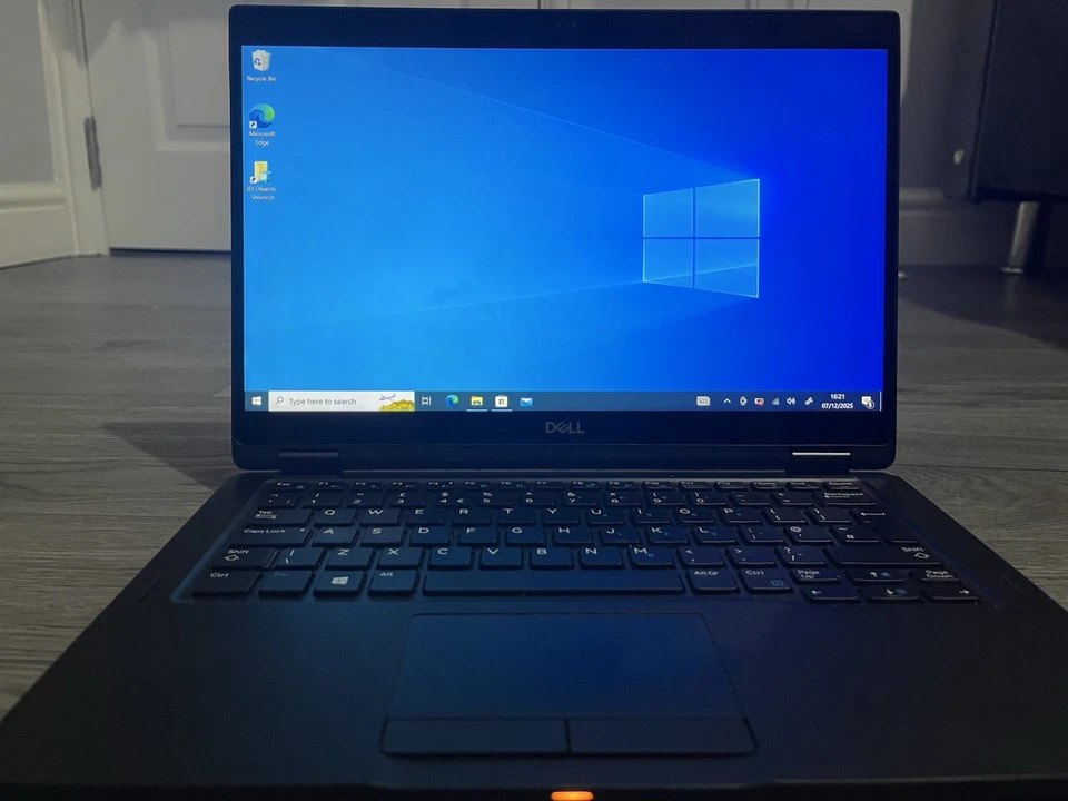 Dell Latitude 7390 2-in-1 · i5-8250U · 8GB · 256GB, photo 1 of 5