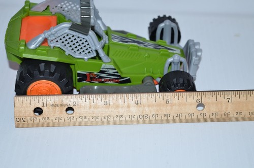 Mattel Matchbox Big Boots 1.75” Action Figure Lot Mini figures w/ dune buggy car - Picture 11 of 12