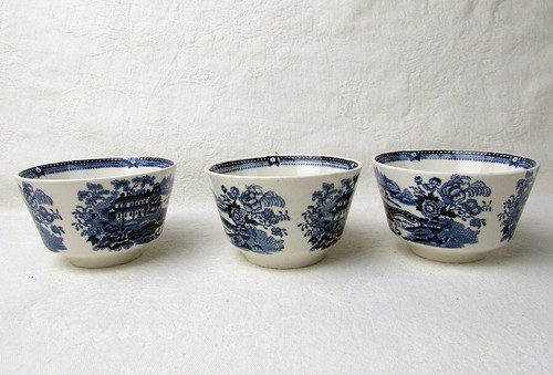 6 "Tonquin" Royal Staffordshire Dinnerware Clarice Cliff England Cups Blue Scene - Picture 3 of 11