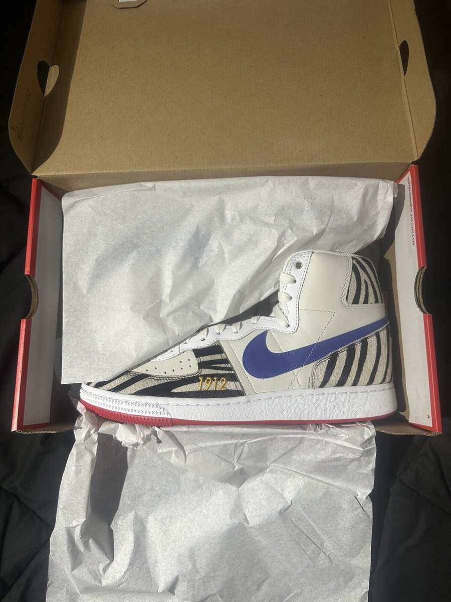 Nike Terminator Tennessee State University Slim & Husky's Pizza