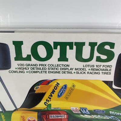 Tamiya 1/20 Lotus 107 Ford 1992 F1 GP Plastic Model Kit