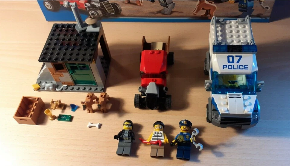 LEGO City 60048 Police Dog Unit, foto 2 di 3