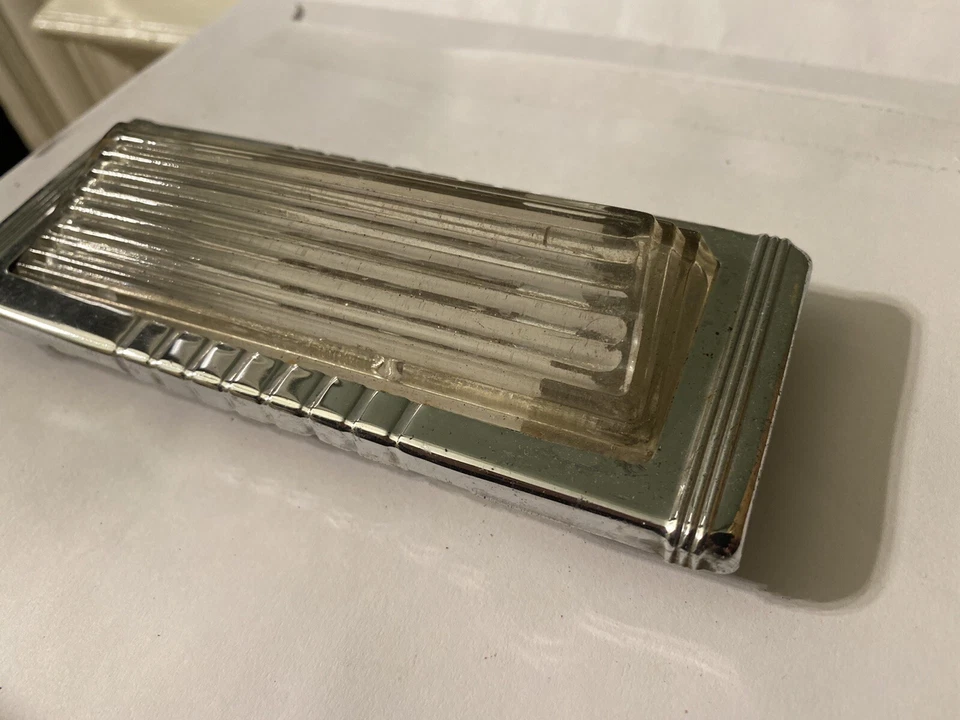 1946 1947 1948 Dodge Custom lente de luz cúpula de vidro e moldura cromada - Imagem 3 de 4