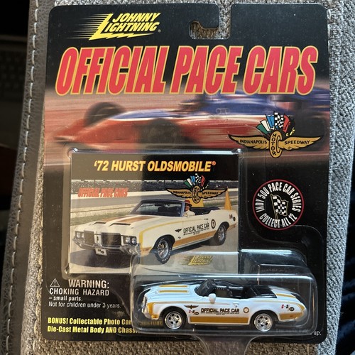 Johnny Lightning Official Pace Cars '72 Hurst Oldsmobile Convertible 1: ...