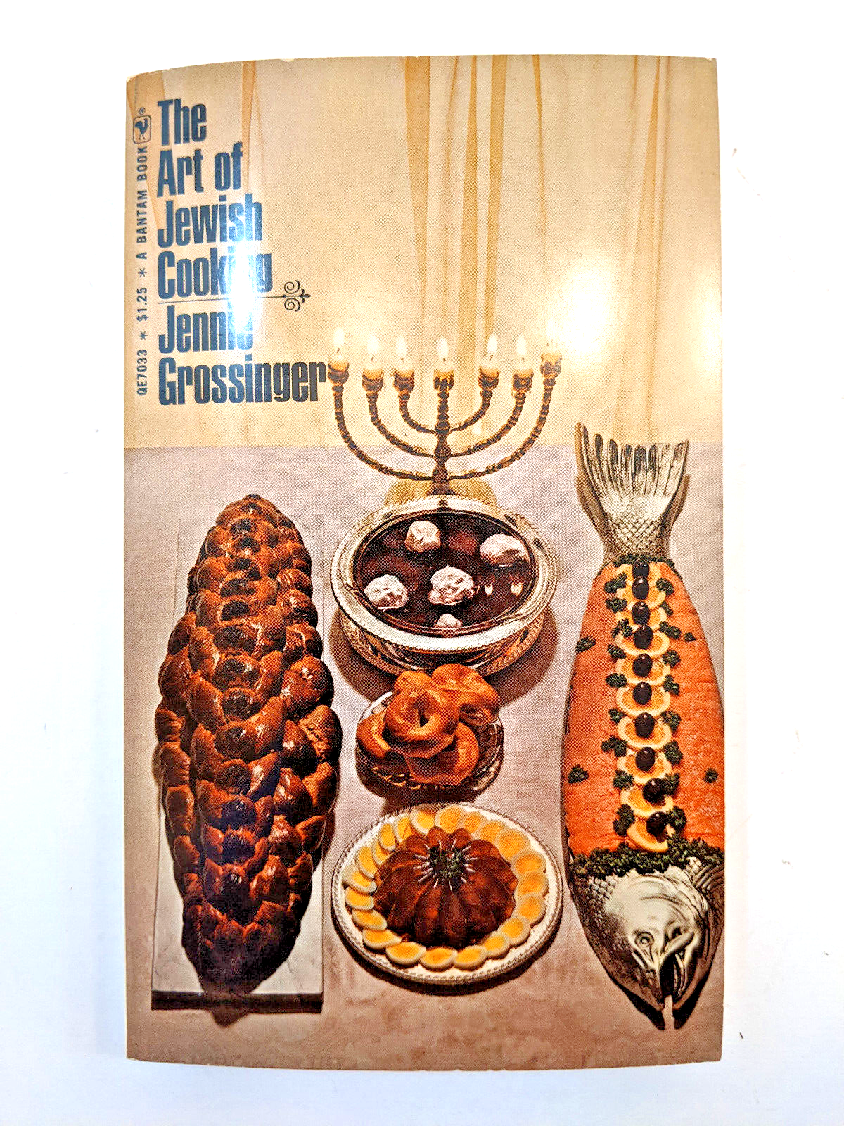 Jewish Cookbook by Jennie Grossinger - 1972 Vintage Recipes Paperback
