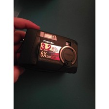 TOSHIBA PDR-M71 Digital Camera Black Compact 3.2MP Movie Clip Vintage Tech