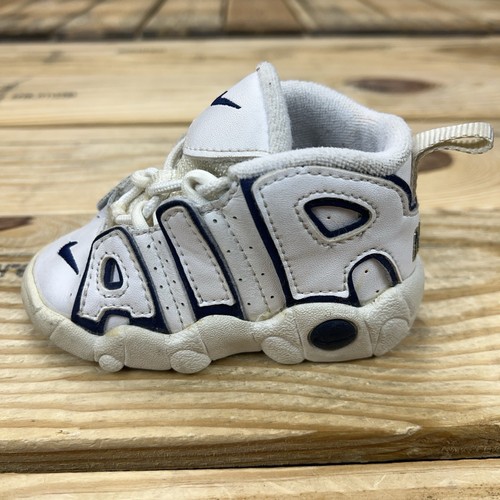 De colección 1996 Baby Nike Air More Uptempo Scottie Pippen - Blanco Azul Marino Dorado - Talla 5C - Imagen 3 de 9