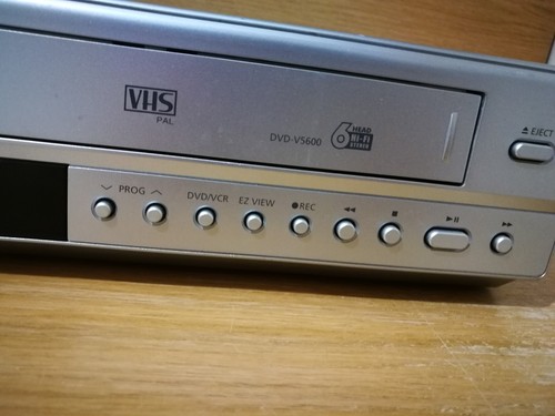 Samsung DVD-V5600 vcr dvd Player Combo Silver Genuine Tested Working - Picture 7 of 11