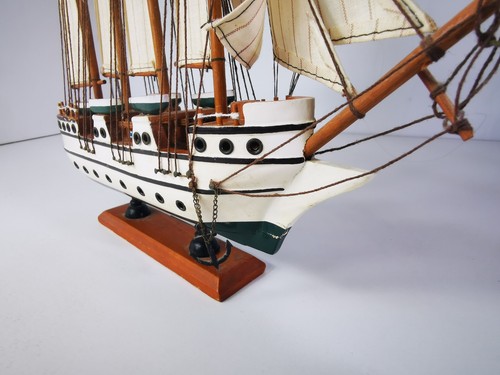 Maquette Voilier Bois J-S Elcano 30cm - Bateau Miniature Collection Déco Marine - Photo 3/15