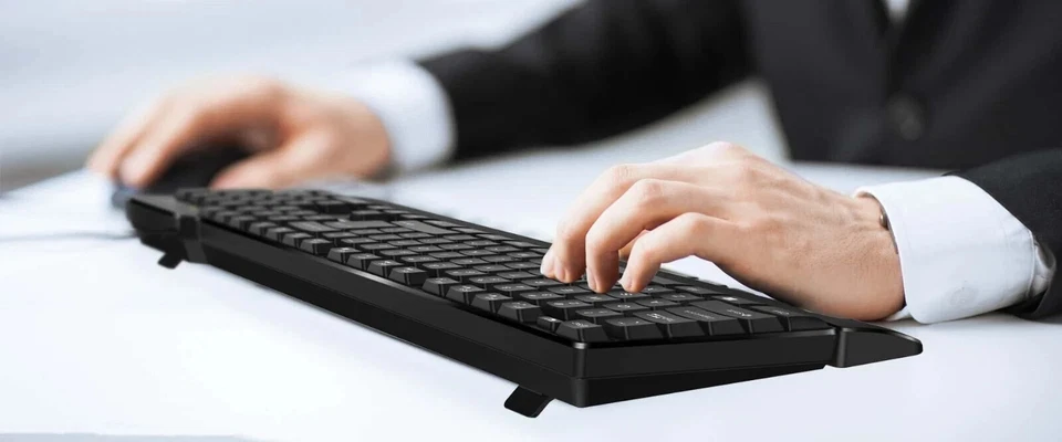 Genius USB Wired Keyboard Multimedia Keys Palm Support UK Layout For PC Laptop - Image 3 of 4