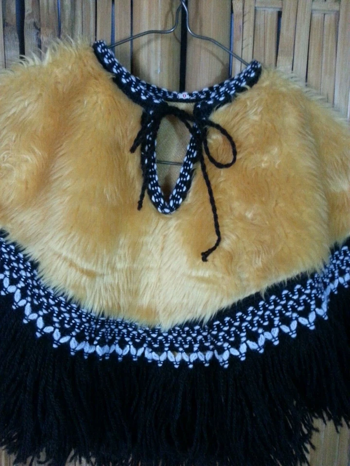 Poncho De Colección Años 60 Bebé Infante Niño Niña Peludo Naranja Marrón Blanco Flecos Hippie 0-3? Foto 2 de 4