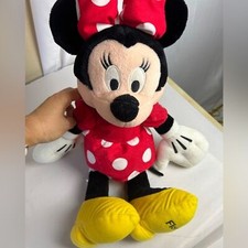 Disney world FL Minnie Mouse 2004 plush 20  