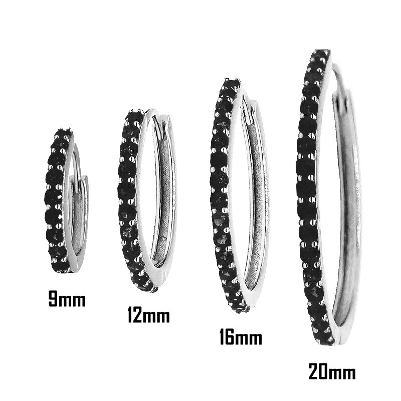 Coppia di Orecchini a Cerchio Nero in argento 925 rodiato - Hoops Collection - Immagine 3 di 4