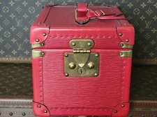 Authentic LOUIS VUITTON Epi Leather Boite Flacons Beauty Train Hard Trunk Case