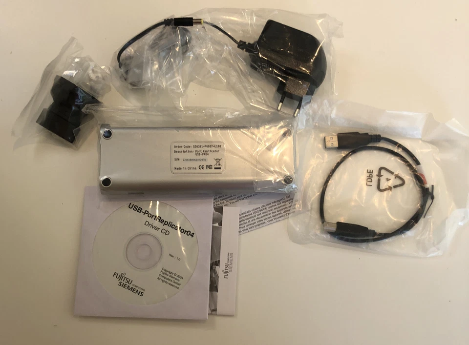 Fujitsu Siemens Port Replicator USB-PRO4 - Network,RS232,Printer Port,PS2,USB x3 - Image 4 of 4