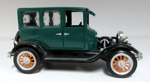 Diecast Vintage Cars Lot Of 4 / 33 Cadillac, 32 Labaron, 26 Fordor & 1903 Ford - Picture 15 of 21