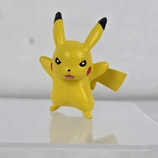 Pokémon Pikachu - Nintendo Tomy Figure Figurine - Tiny 1.75" Tall