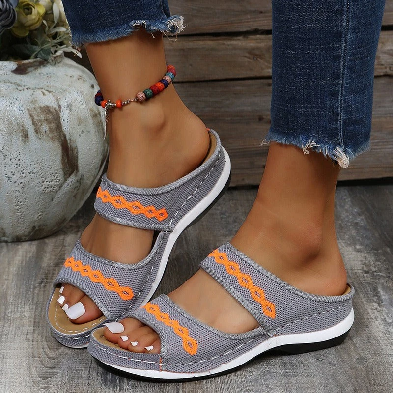 Size women's flying woven sandals with thick soles, low cut sandals, sloping
Opens in a new window o