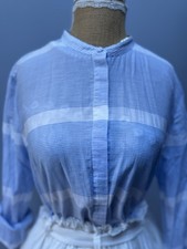 Max&Co Shirt Size S Adjustable Waist Button Up Long Sleeve Blue
