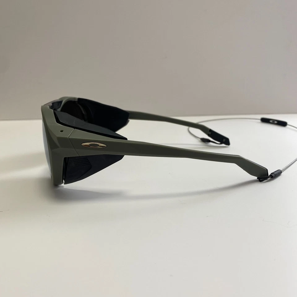 Oakley CLIFDEN OO9440 PRIZM Sunglass Matte Green Frames/Silver Lenses New - Image 2 of 4