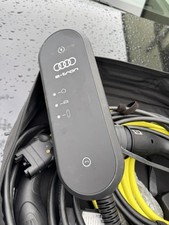 ✅ Audi Charger E-Tron 3,6kW Ladekabel + Tasche Ladegerät 8V4971675+7PP971678