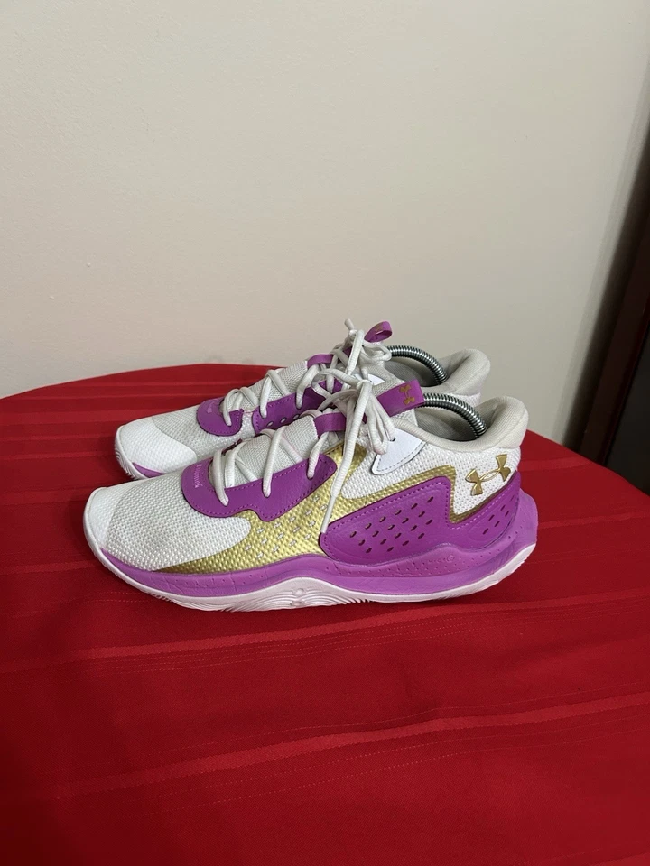 Zapato de baloncesto Under Armour Jet '23 blanco metálico/magenta vivo talla M 8,5 W 10 Foto 4 de 4