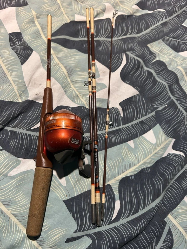 Vintage Zebco 202 Metal Orange  Reel With 4064 6' Rod Combo 4 PC W/TRAVEL CASE - Image 3 of 4