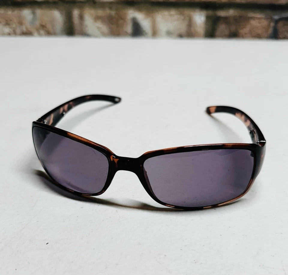 Gafas de sol marrón con patrón de remolino marrón fósil gato. Nº2 Linda Modelo # PS3765664 54 Foto 2 de 4