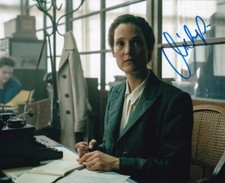 VICKY KRIEPS signed Autogramm 20x25cm PHANTOM THREAD in Person autograph COA