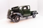 New ListingThe Danbury Mint 1941 Plymouth 1:24 Scale Diecast Pickup Truck Pre-owned Green