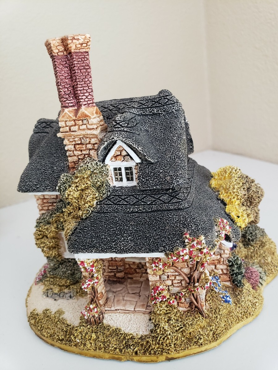 リリパットレーン　MOOT HALL,KESWICK Lilliput Lane cottages; lot of 12 / 1 with box and deed | eBay