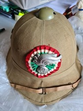 Casco dei Carabinieri di epoca coloniale