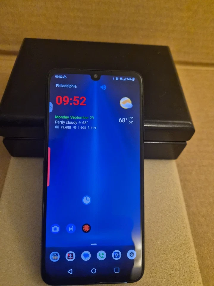 LG G8X ThinQ paquete usado Foto 3 de 4