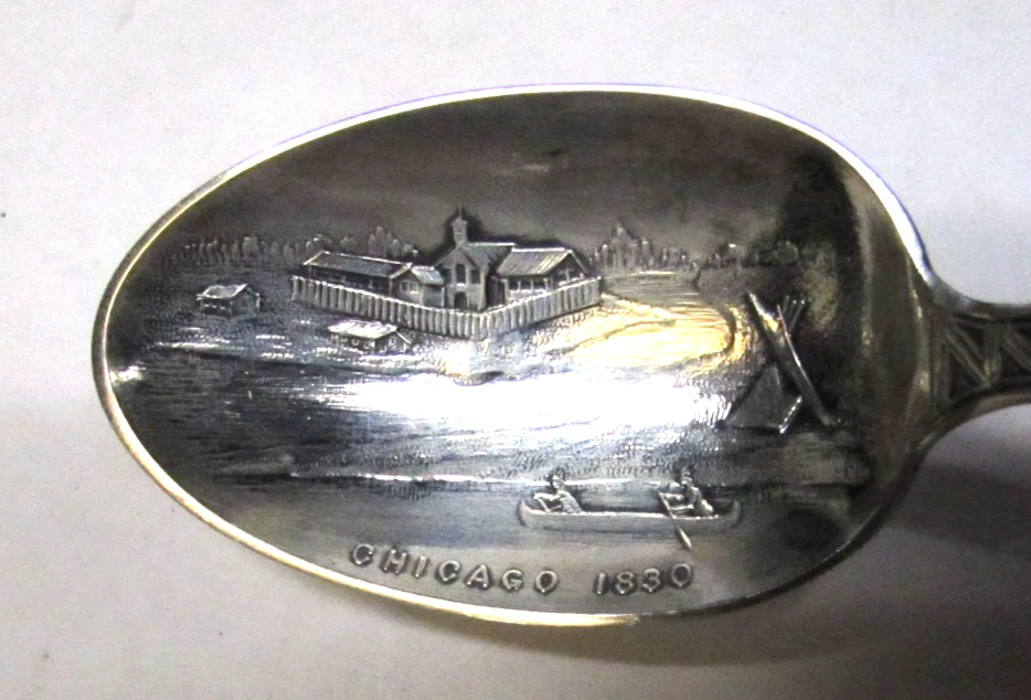 Cuchara de recuerdo Sterling DOMINICK & HAFF figura completa INDIA Chicago escena 1830 Foto 3 de 4