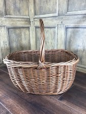 VINTAGE TRADITIONAL WICKER SHOPPING BASKET / TRUG WITH HANDLE
