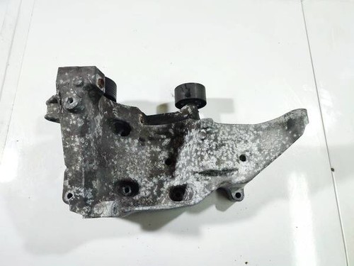 BMW 1-Series 2014 Engine Mount Bracket and Gearbox Mount Bracket 1 #2704261-07