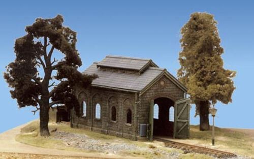 Single Stone Engine Shed Kit - N gauge Ratio 203