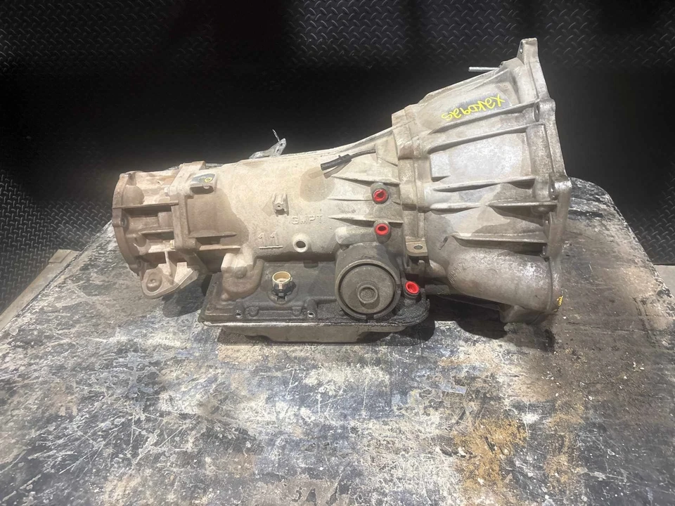 2008 SUBURBAN Transmission 5.3 4X4 Foto 3 de 4