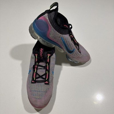 Nike Women's Size 10 DX3369-600 Air VaporMax 2021 Fly Knit Next Nature Sneakers