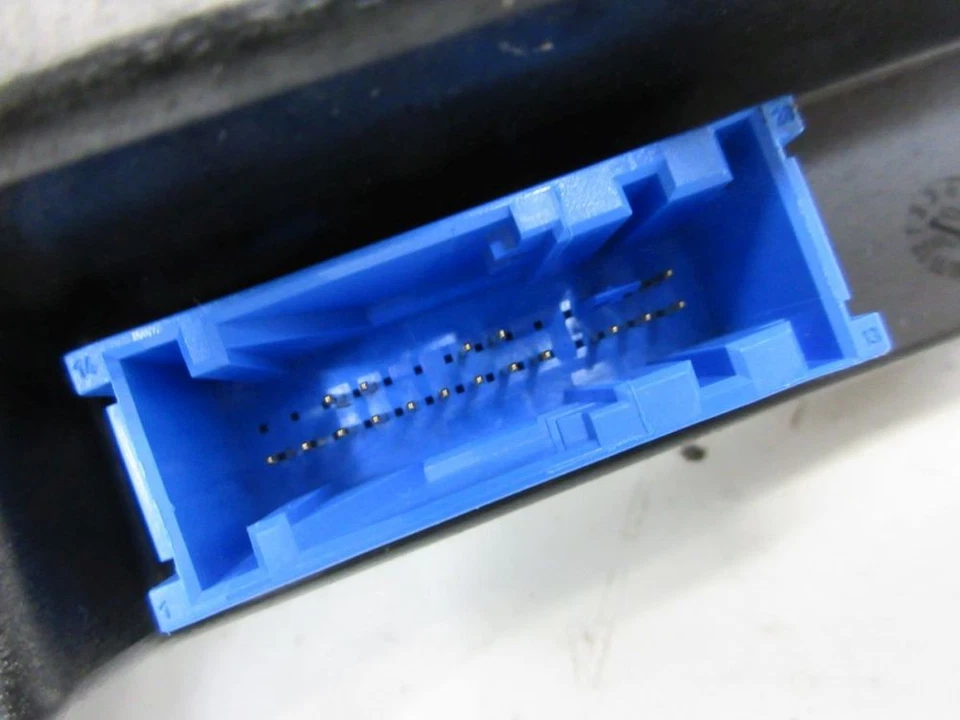 Centralina Posteriore Poggiatesta Adatto per Renault Megane II Coupé-cabriolet - Immagine 4 di 4