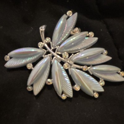 Vintage Kramer Leaf Brooch Silver Iridescent Glass Marquise Prong Fashion