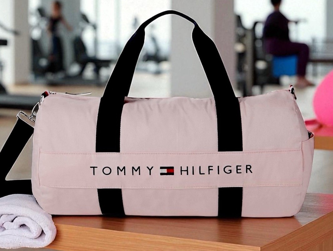 Tommy Hilfiger Women Signature Flag Pink Duffel Travel Gym Bag